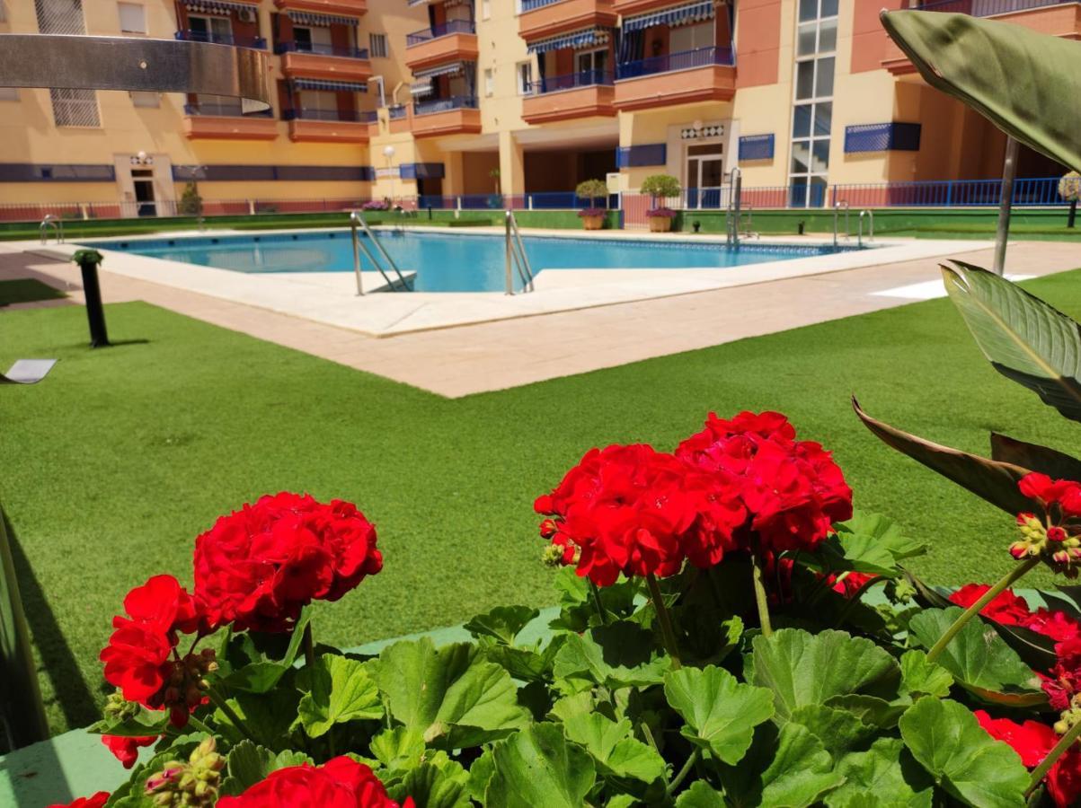 Paraiso Sol Lovely 1 Bedroom In Torrox Costa Kültér fotó